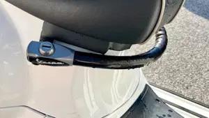 Vespa GTS 300 Super (2017 - 18)  (8)