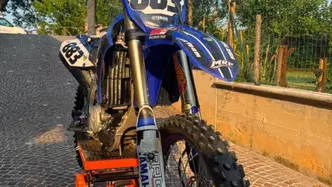 Yamaha YZ 250 F (2022) usata