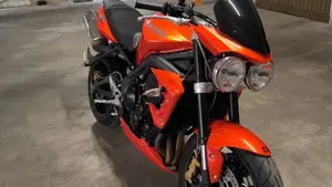 Triumph Street Triple R (2009 - 12) 