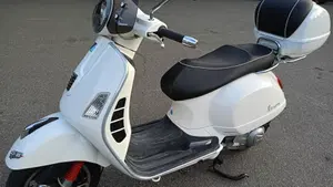Vespa GTS 300 Super (2008 - 16)  (3)