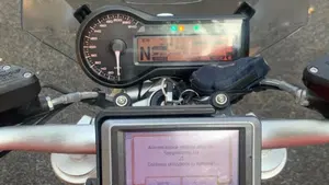 Bmw R 1200 R (2017 - 18)  (5)