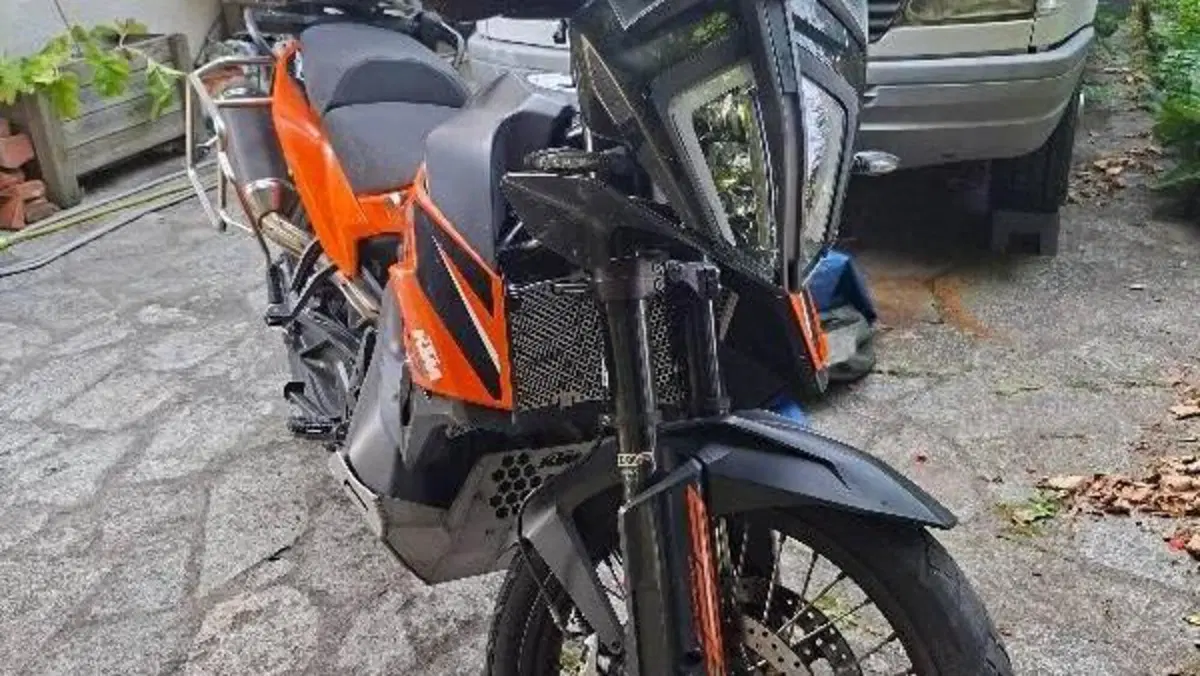 KTM 890 Adventure (2022)  (5)