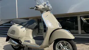 Vespa GTS 300 (2023 - 24)  (3)