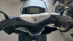 Suzuki Burgman Street 125 Executive (2023 - 26)  (3)