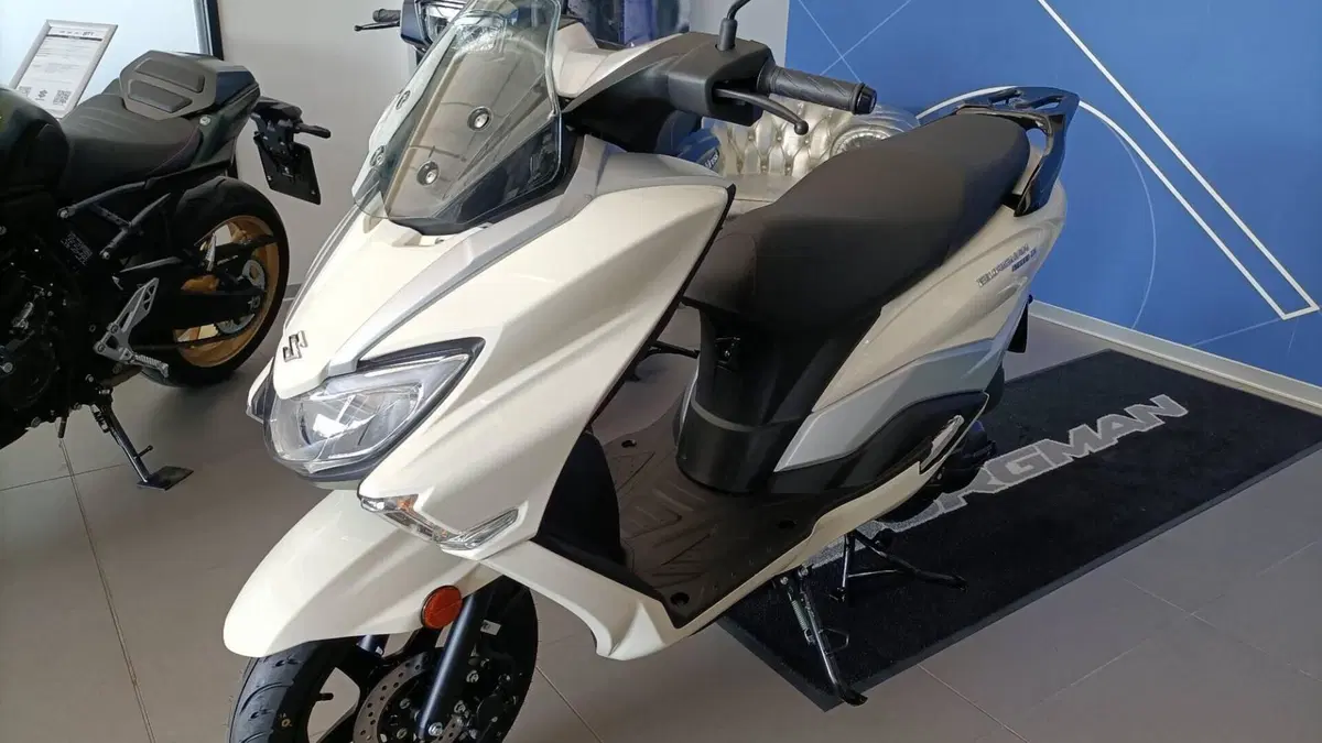 Suzuki Burgman Street 125 Executive (2023 - 26)  (4)