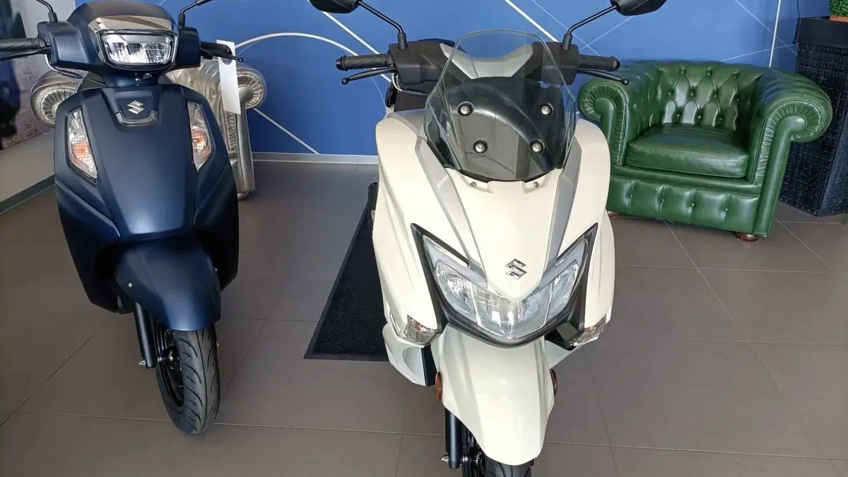 Suzuki Burgman Street 125 Executive (2023 - 26)  (5)