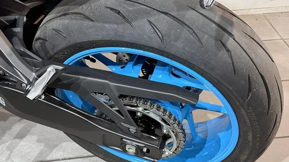 Yamaha MT-07 Y-AMT (2025 - 26)  (3)