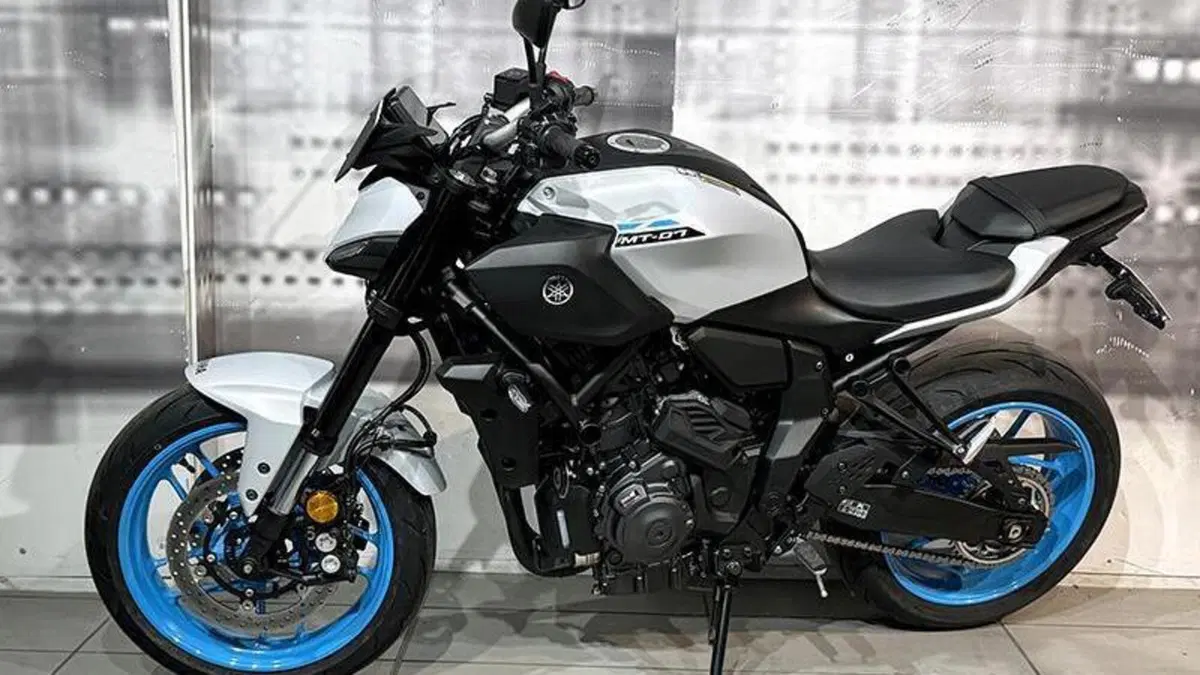 Yamaha MT-07 Y-AMT (2025 - 26)  (7)