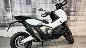 Honda X-ADV 750 (2025 - 26)  (8)