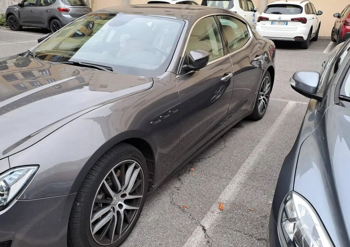 Maserati Ghibli Ghibli V6 (5)