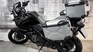 Suzuki V-Strom 1050 (2020 - 21)  (2)