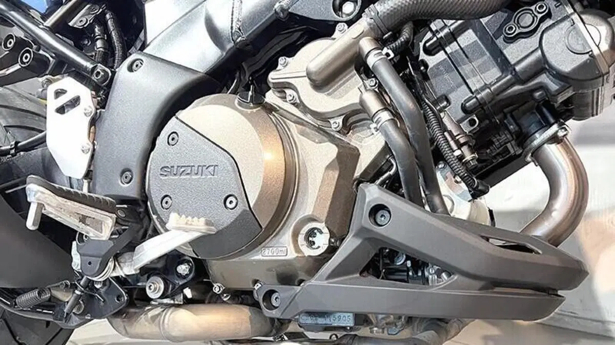 Suzuki V-Strom 1050SE (2023 - 24)  (3)