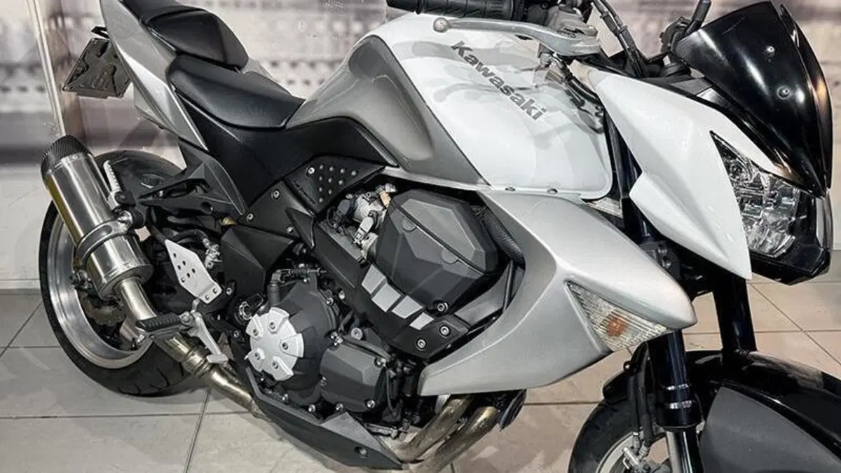 Kawasaki Z 1000 (2007 - 09)  (3)