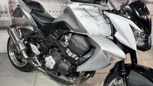 Kawasaki Z 1000 (2007 - 09)  (3)