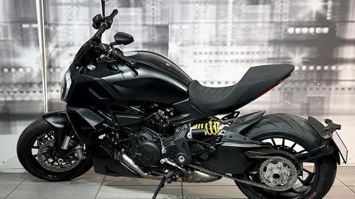Ducati Diavel 1260 (2021 - 22)  (2)