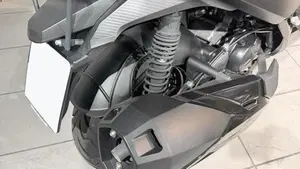Kymco Xciting VS 400i (2023 - 26)  (6)