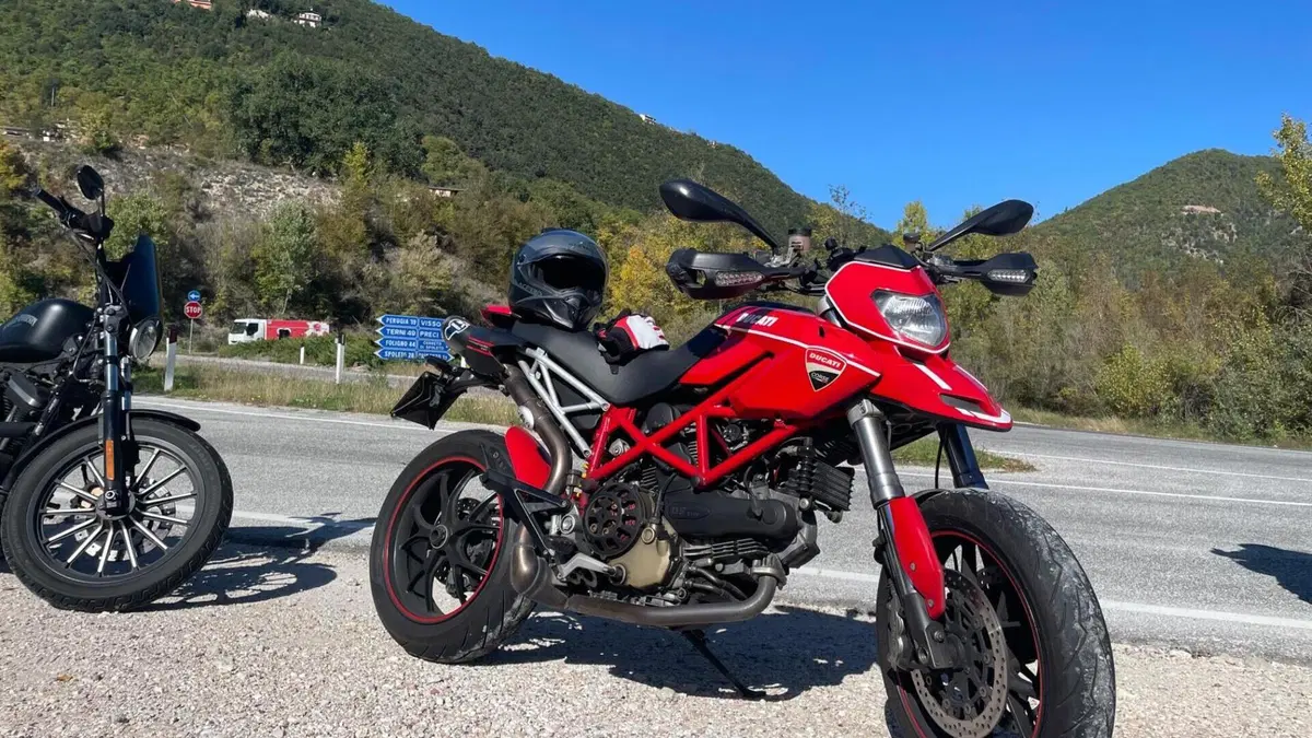 Ducati Hypermotard 1100 (2007 - 09)  (8)