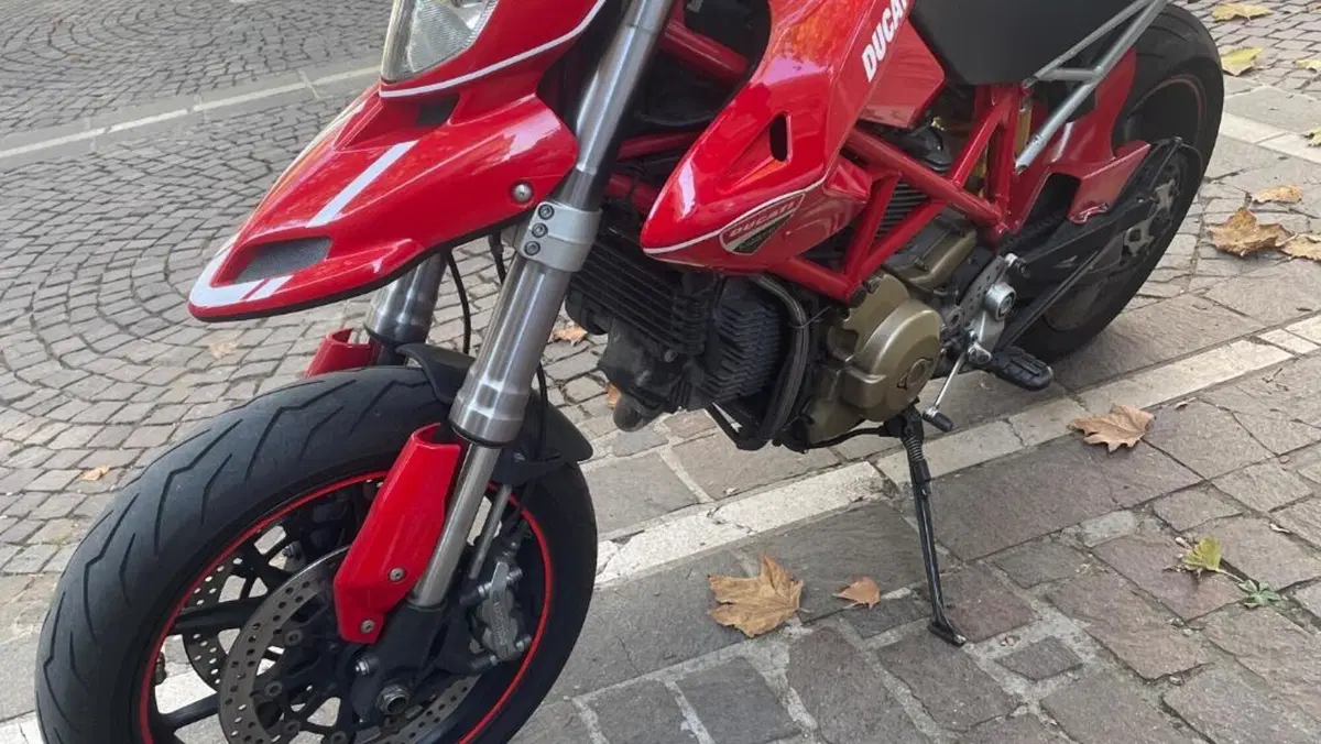 Ducati Hypermotard 1100 (2007 - 09)  (9)