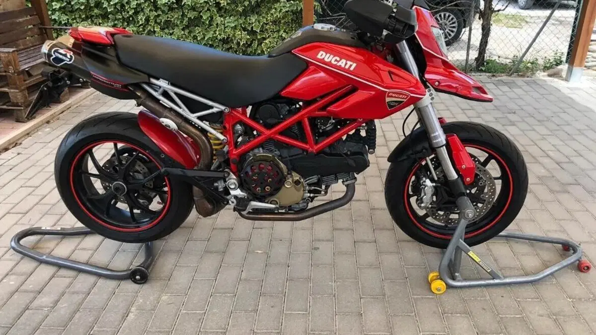 Ducati Hypermotard 1100 (2007 - 09)  (12)