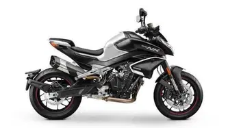 CFMOTO 800NK Advanced (2023 - 26) usata