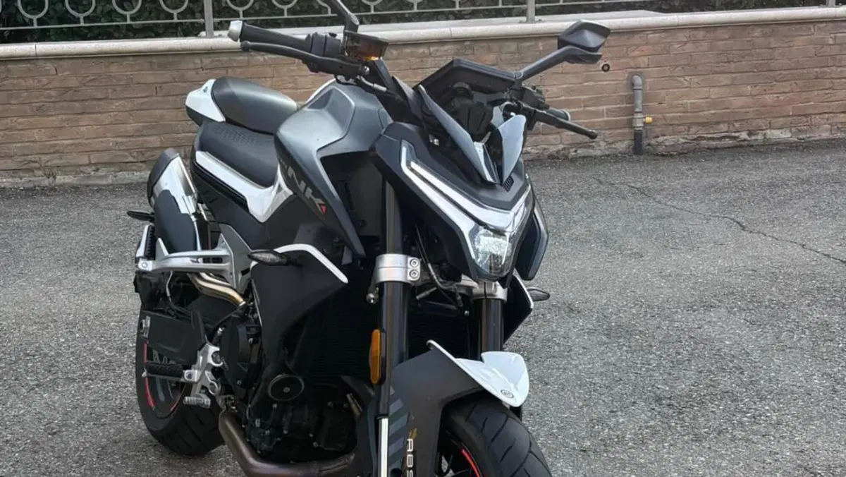 CFMOTO 800NK Advanced (2023 - 26)  (5)