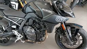 Suzuki GSX-8S (2025 - 26)  (5)
