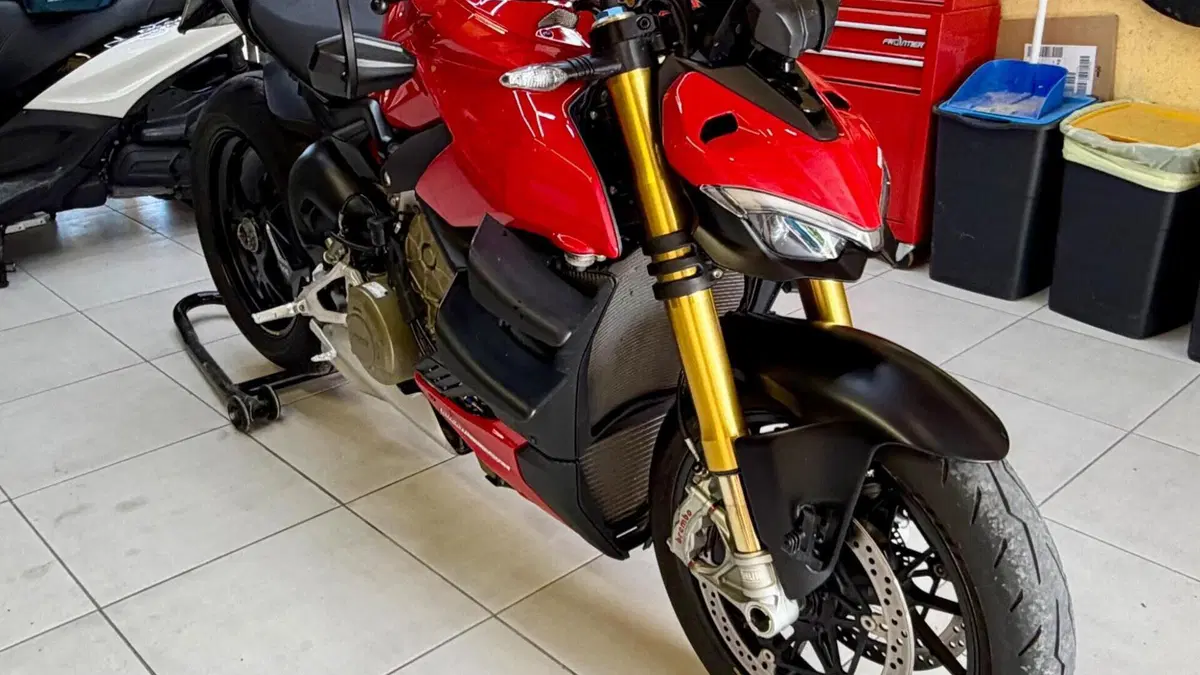 Ducati Streetfighter V4 1100 S (2021 - 22)  (9)