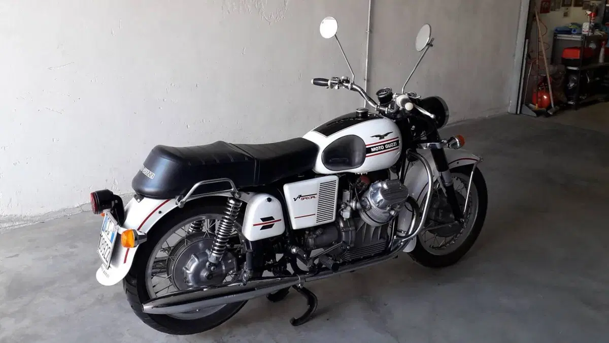 Moto Guzzi  