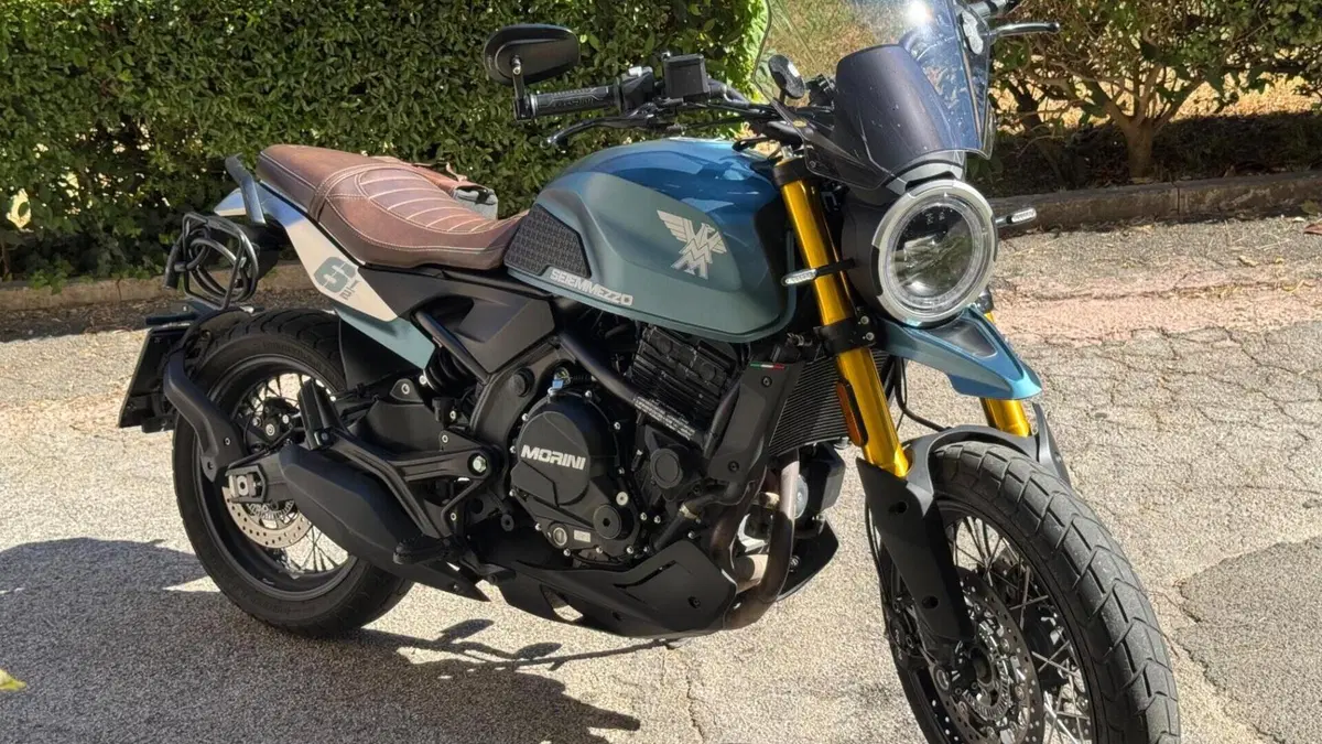 Moto Morini SEIEMMEZZO SCR (2022 - 26)  (3)