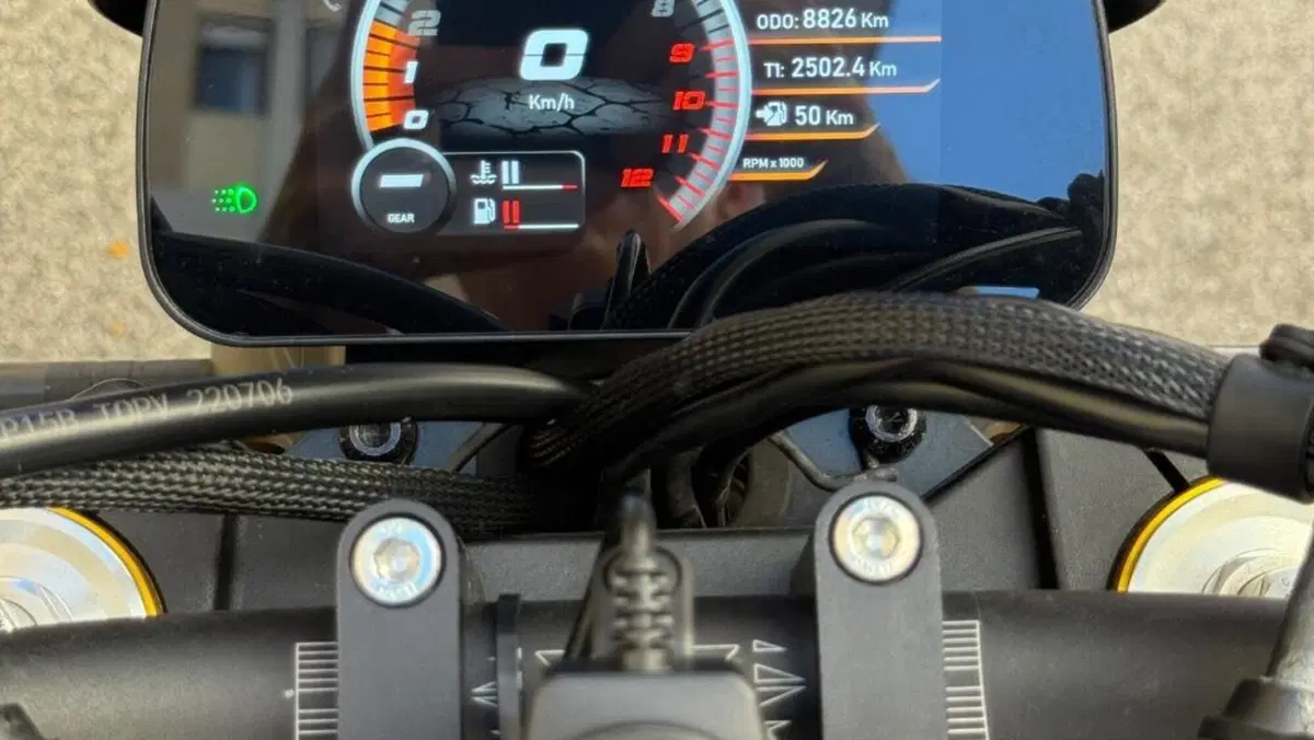 Moto Morini SEIEMMEZZO SCR (2022 - 26)  (5)