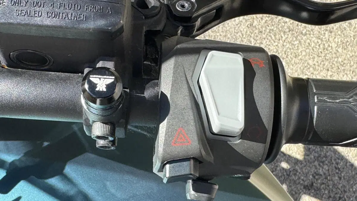 Moto Morini SEIEMMEZZO SCR (2022 - 26)  (9)