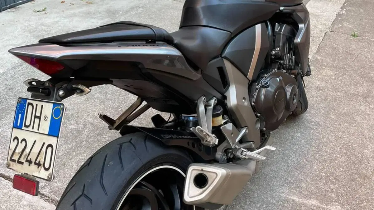 Honda CB 1000 R ABS (2011 - 17)  (3)