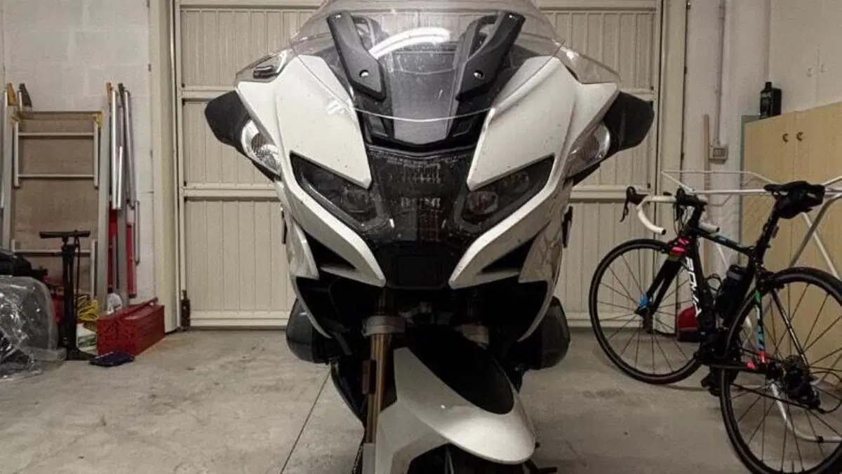 Bmw R 1250 RT (2021 - 25)  (2)