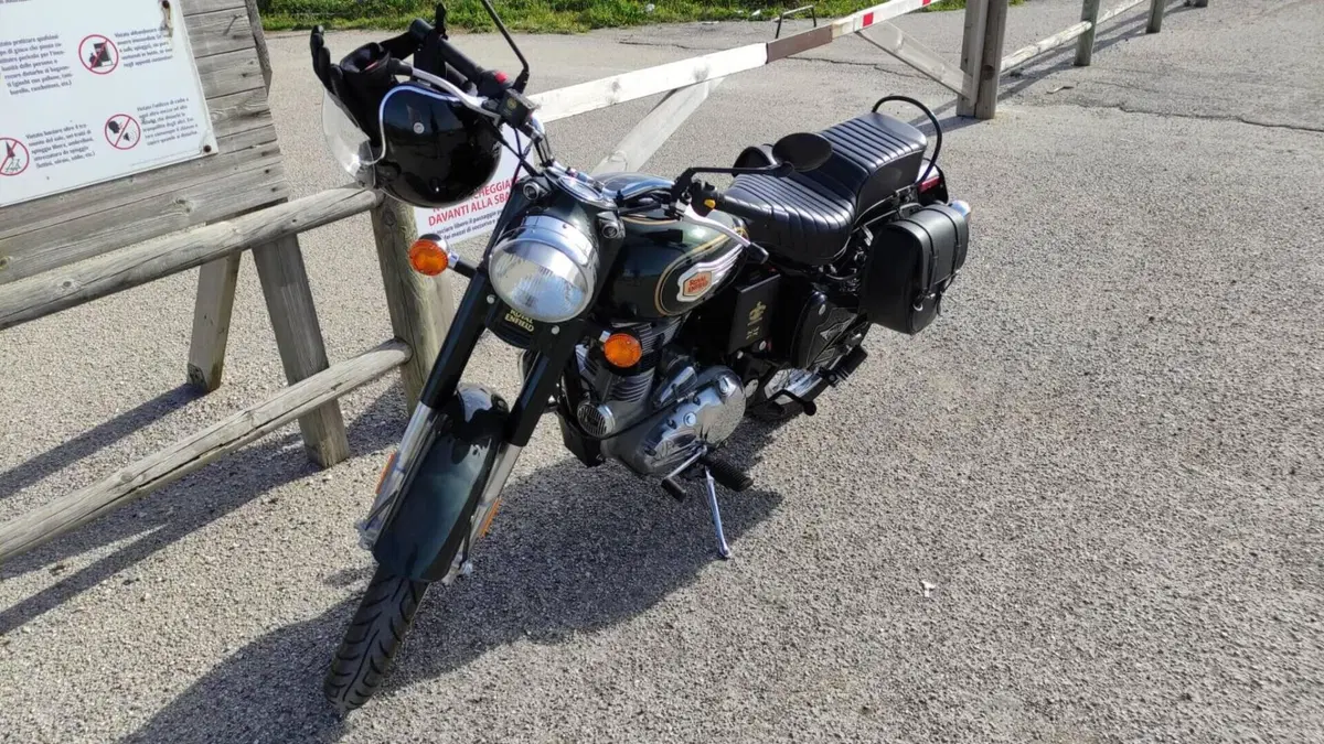 Royal Enfield Bullet 500 EFI STD - Entry Level (2017 - 20)  (2)