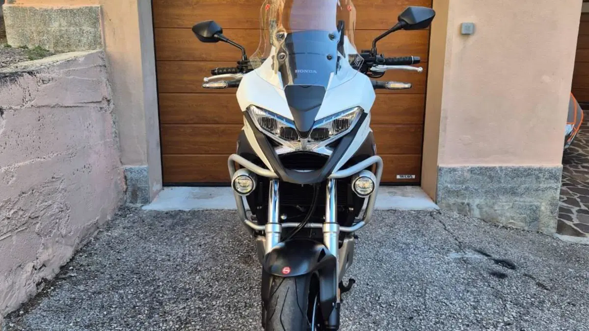 Honda Crossrunner Travel Edition ABS (2015 - 18)  (2)