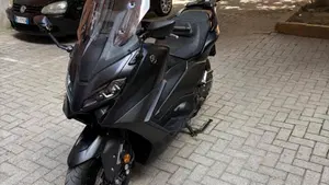 Yamaha T-Max 560 (2022 - 24) 