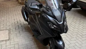 Yamaha T-Max 560 (2022 - 24)  (5)