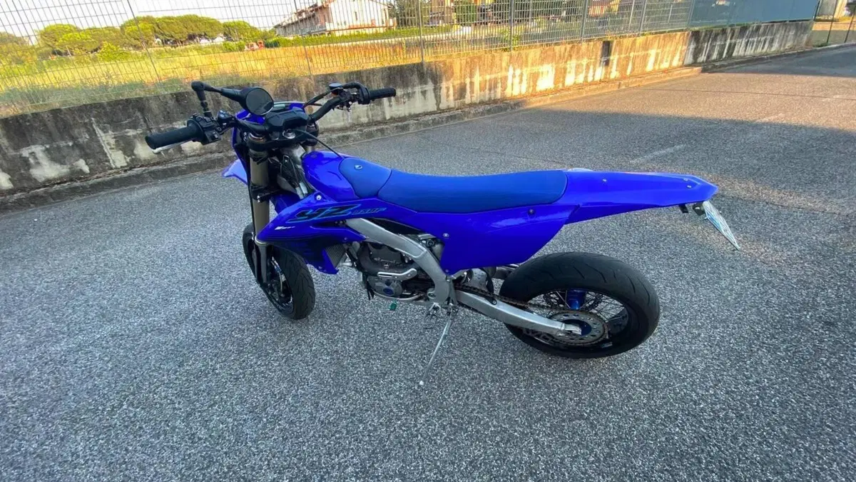 Yamaha YZ 250 (2024)  (4)