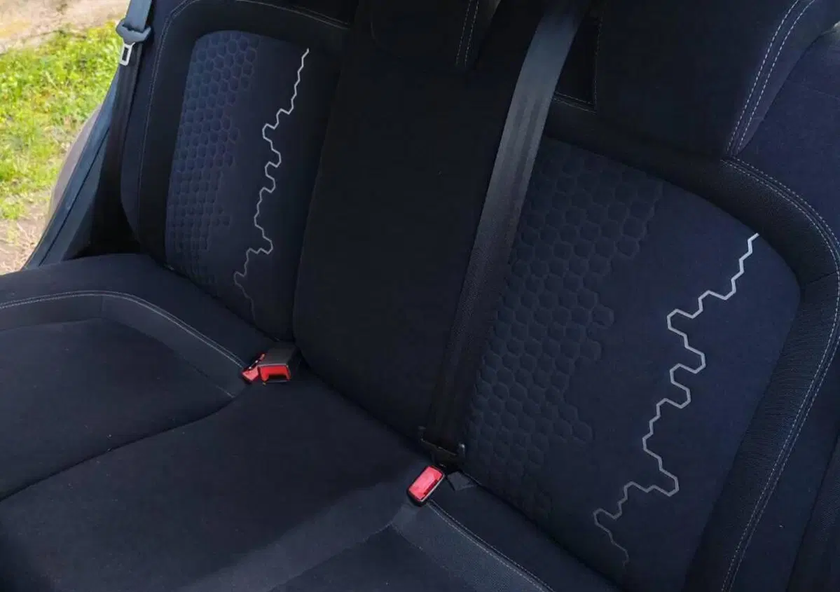Fiat Punto 1.3 MJT II 75 CV 5 porte Lounge (10)