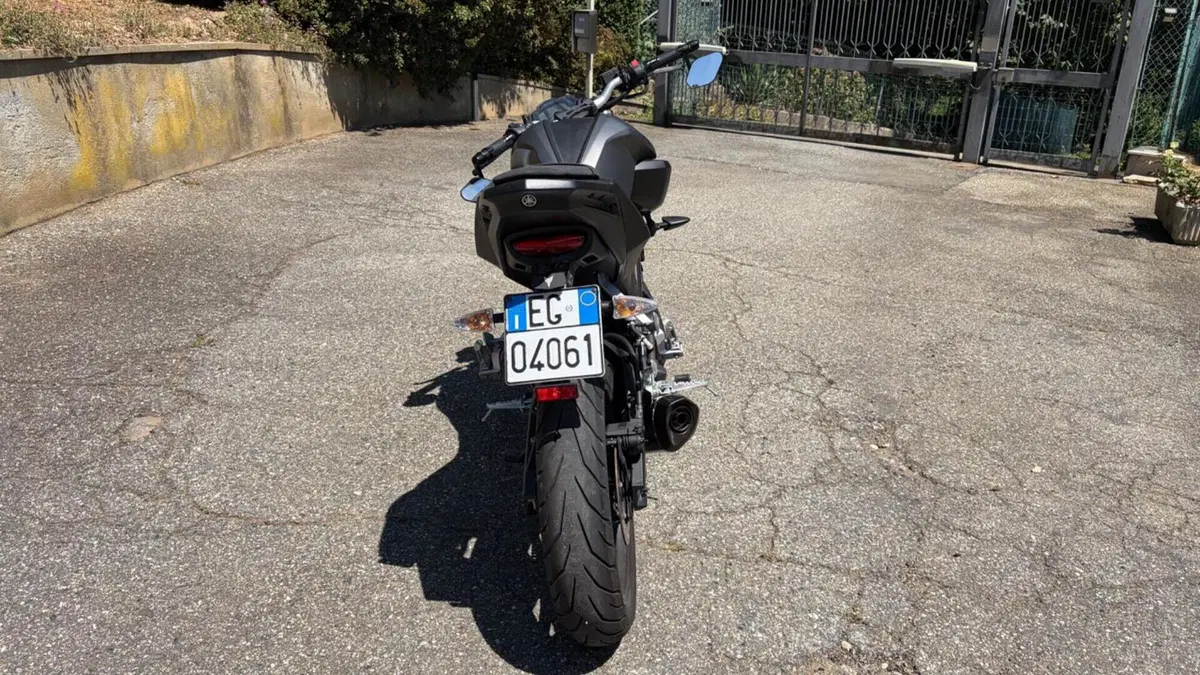 Yamaha MT-125 ABS (2015 - 16)  (2)