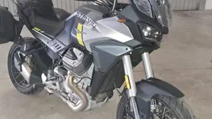 Moto Guzzi Stelvio (2024 - 26)  (2)