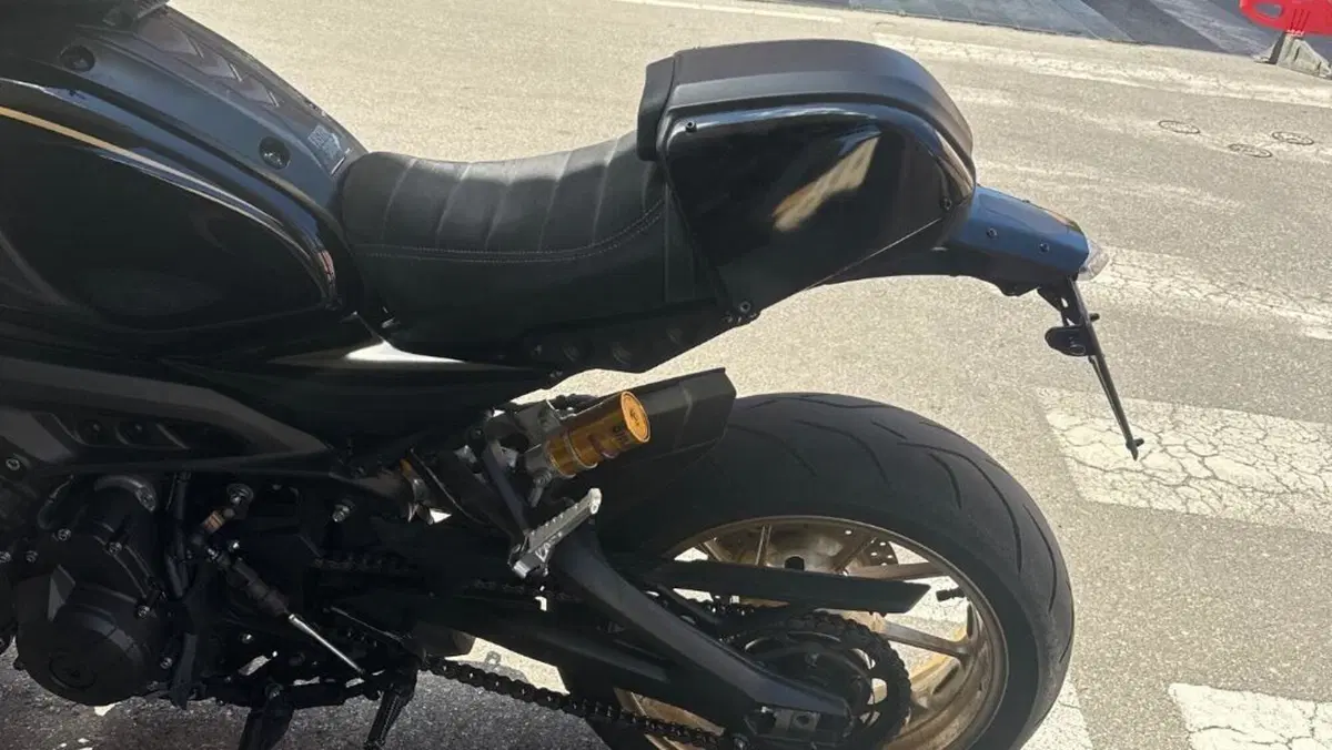 Yamaha XSR 900 80 Black (2020)  (15)
