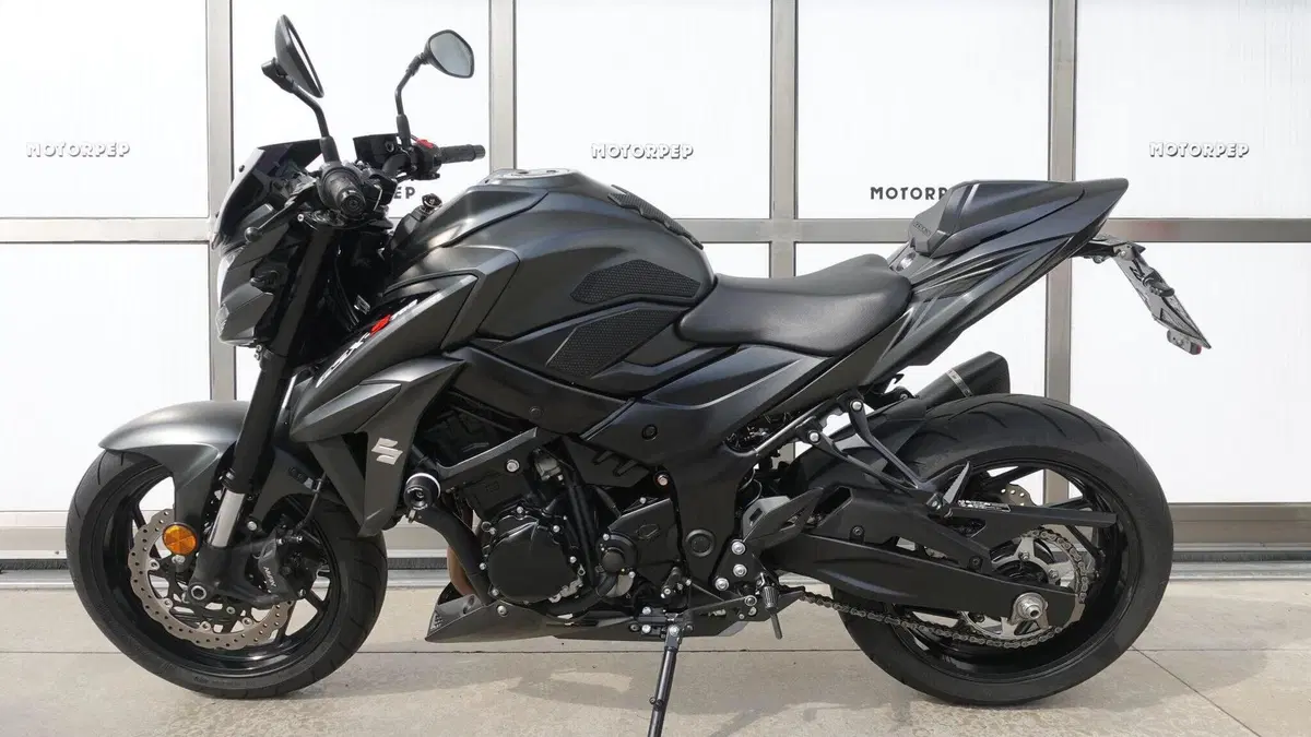 Suzuki GSX S 750 Yugen (2018 - 20)  (3)