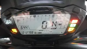 Suzuki GSX S 750 Yugen (2018 - 20)  (4)