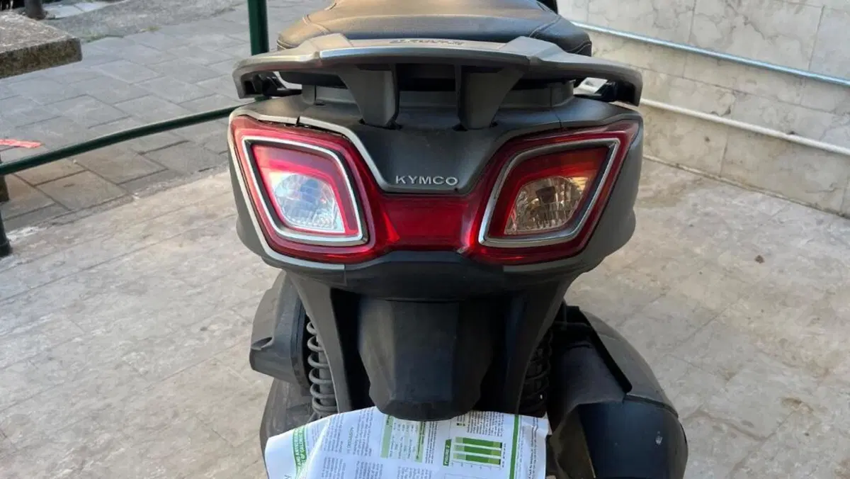Kymco Downtown 350i ABS (2016 - 20)  (6)
