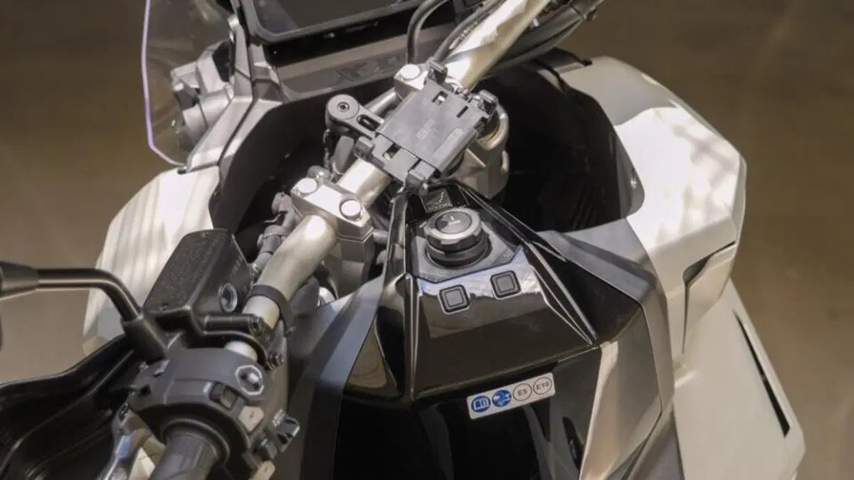 Honda X-ADV 750 (2025 - 26)  (10)