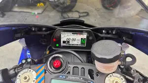 Yamaha YZF R1 (2020 - 25)  (7)