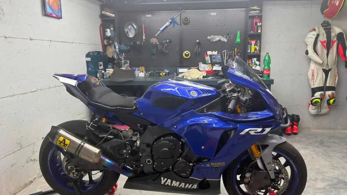 Yamaha YZF R1 (2020 - 25)  (5)