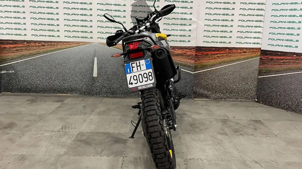 Voge 300 GY Rally (2022)  (7)