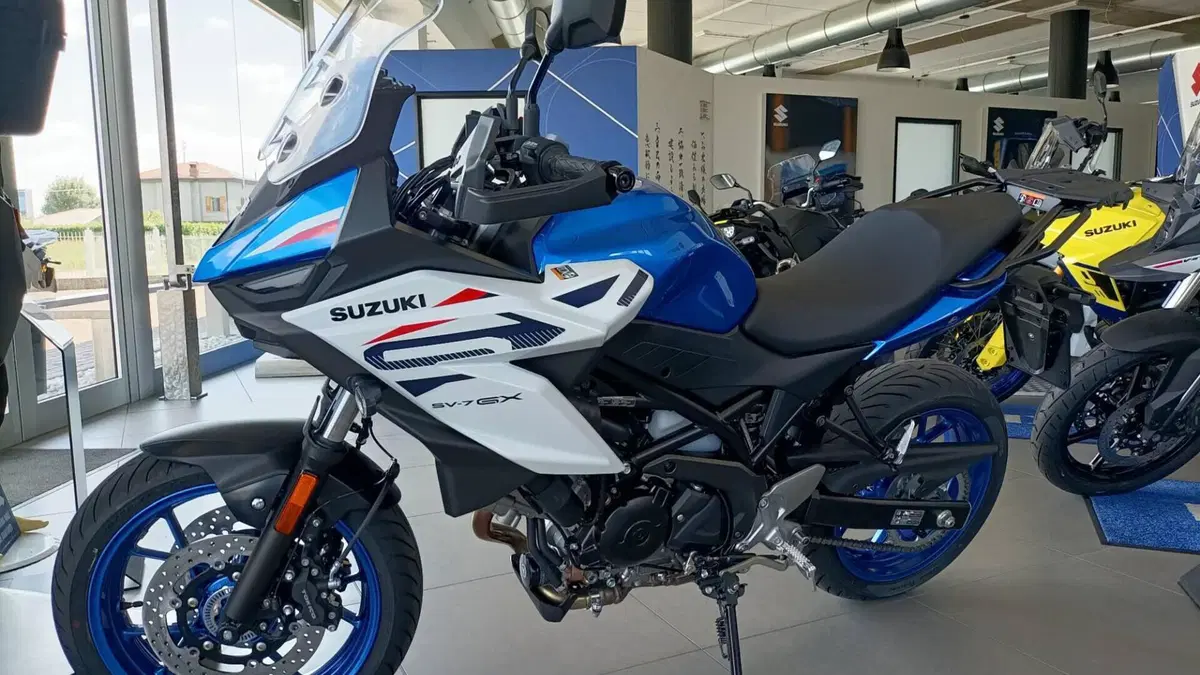 Suzuki SV-7GX (2026)  (2)